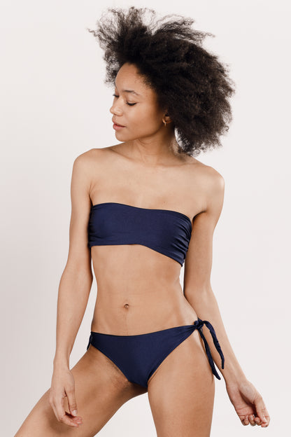 Maillot de bain deux pièces bleu marine réversible
