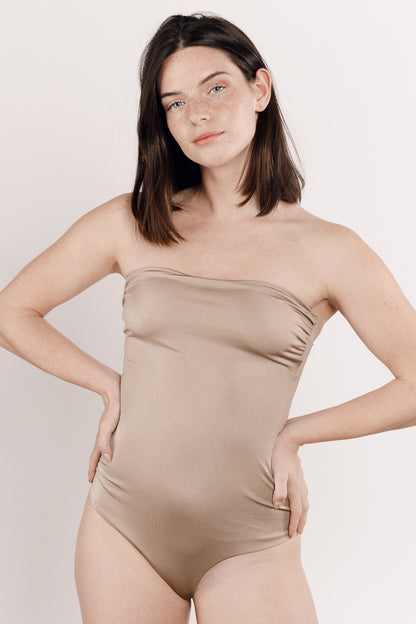 A reversible terracotta and iridescent sand strapless piece - Inès Marrakech
