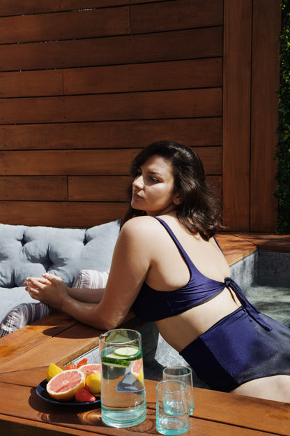 maillot de bain noir et bleu